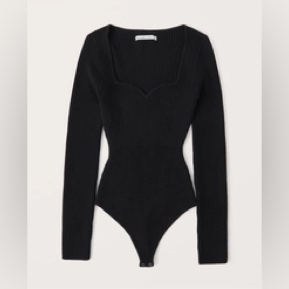 Abercrombie & Fitch Other - Abercrombie Long-Sleeve Sweetheart Sweater Bodysuit
SKU: 650284367
